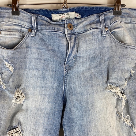 Torrid Denim Distresses Shorts We Swear by the Fit - Picture 8 of 13